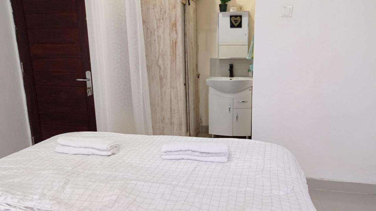 Neny'S Homestay Saba Zewnętrze zdjęcie